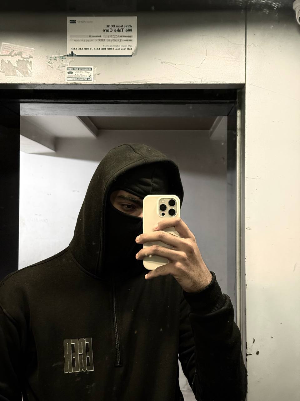 HALF ZIP BALACLAVA HOODIE LIMITED EDITION ( OVERSIZED FIT )